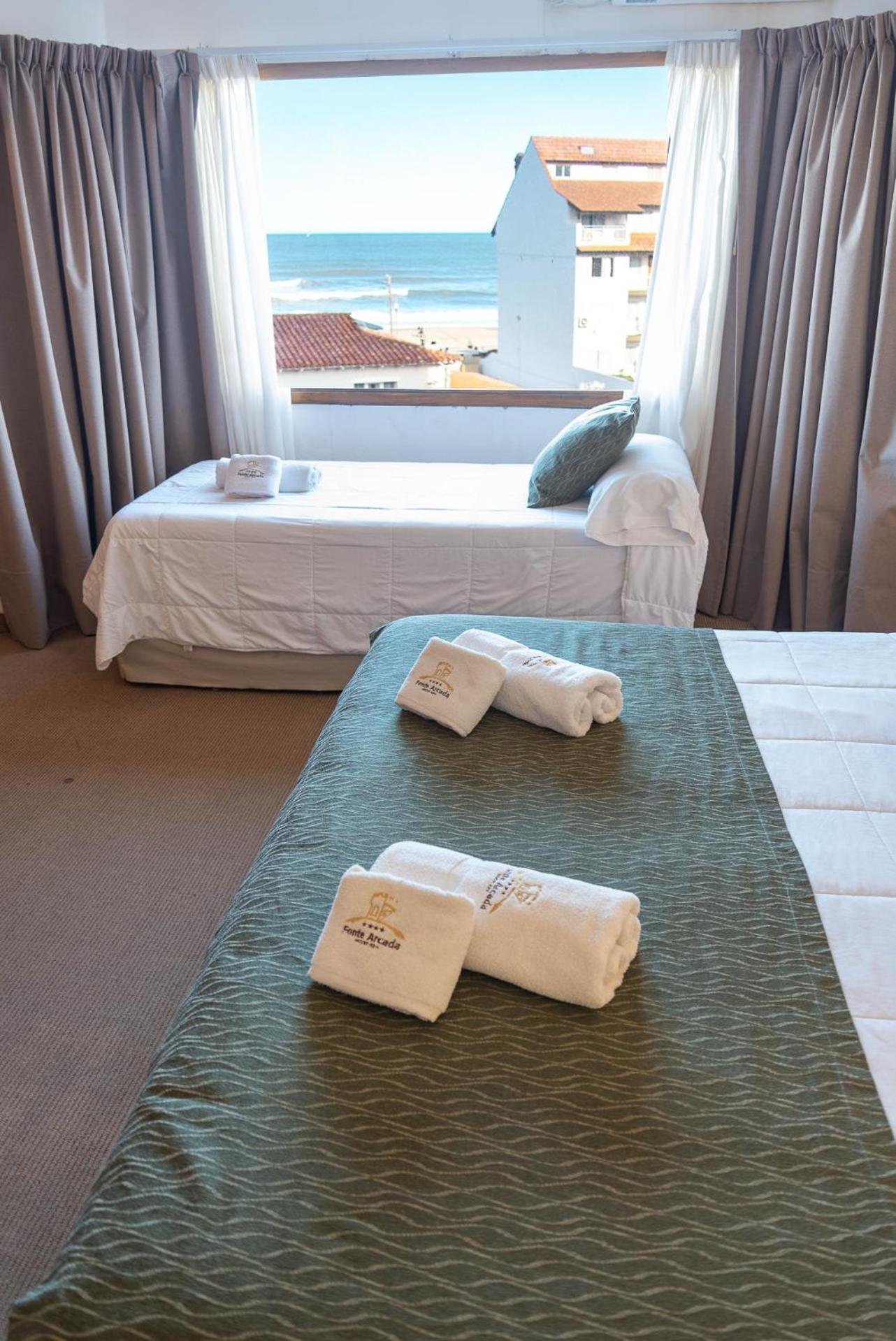Fonte Arcada Hotel Villa Gesell Bilik gambar